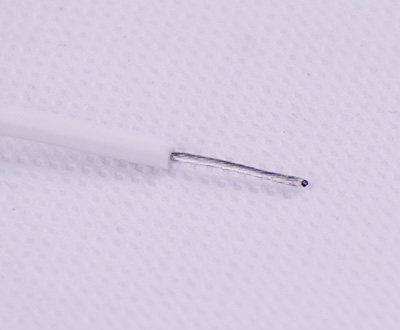 0.5平地契芯白色硅胶电线